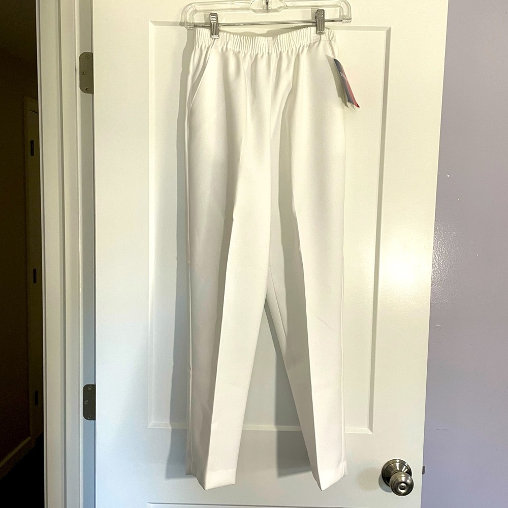 DonnKenny White Pants 6P